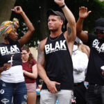 tdp_2021_11_29_art_02_AmericaRespondsToRittenhouse_ESP