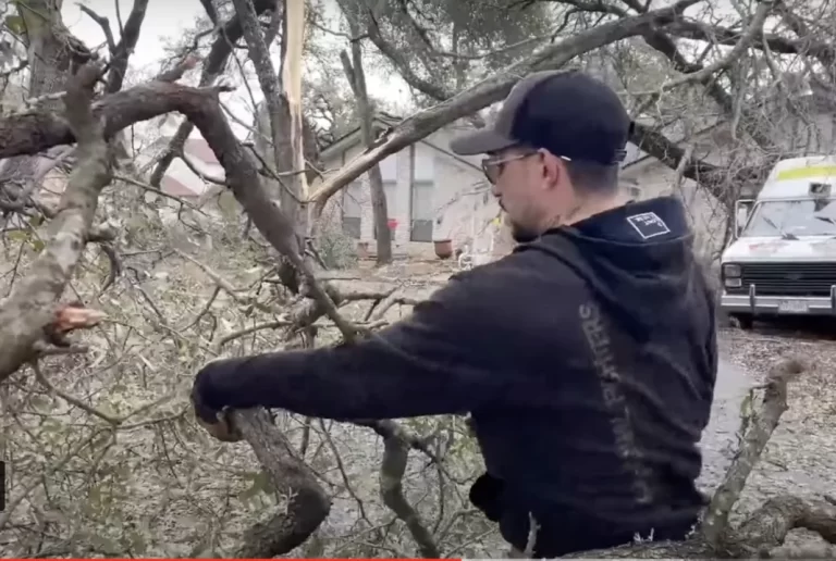 Los residentes de Austin, Texas, sufren por la tormenta de hielo