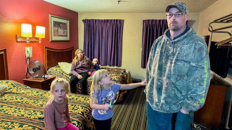 Single Dad with Four Children Homeless in a Hotel Room