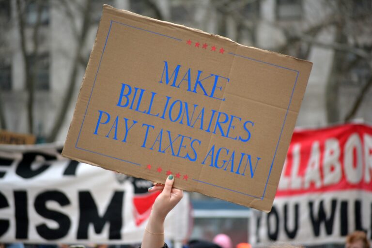 New Projected Cost of Trump-GOP Tax Cuts for the Rich: ‘Staggering’ $7 Trillion