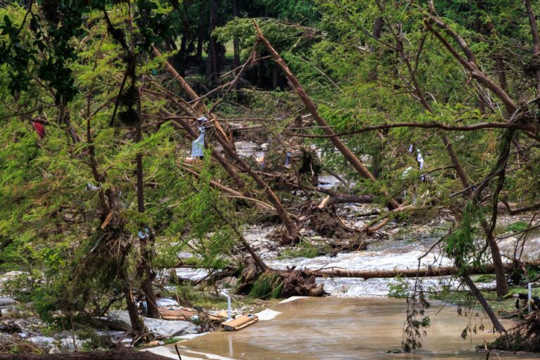 In Texas region prone to catastrophic floods, questions grow about lack of warning