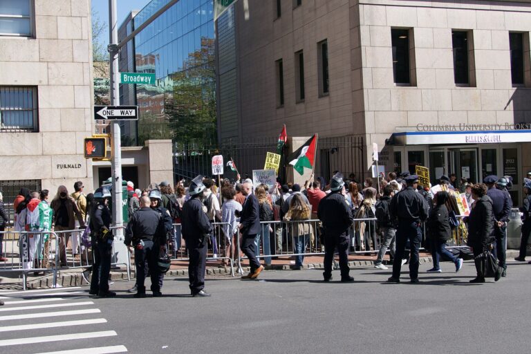 “Enorme alivio”: La palestina Leqaa Kordia es liberada del ICE tras un año, pero la lucha continúa.